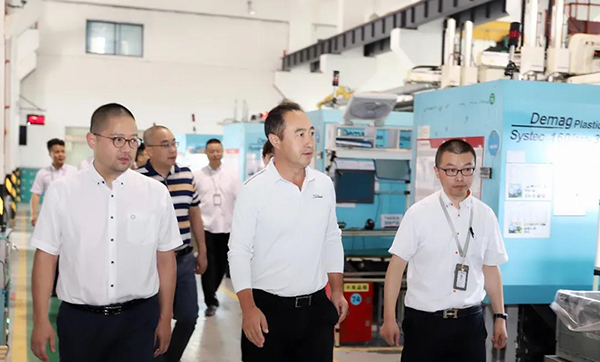 683ed60824564626bda0beb99f469dca